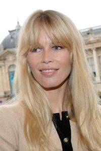 Claudia Schiffer - Claudia Schiffer LOVES INSECTS